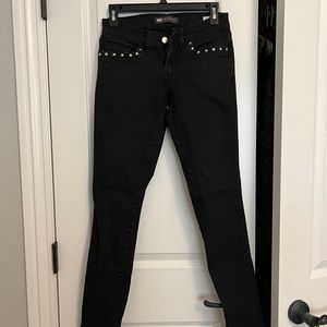 Black skinny jeans